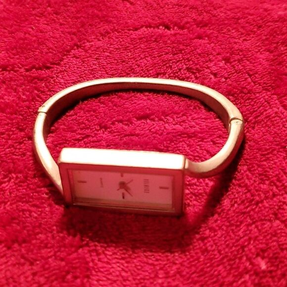 Belmore Ladies Bangle Watch Rectangular Case Silvertone - Picture 4 of 8